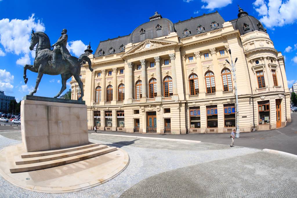 Poza Revolution Square (Piata Revolutiei